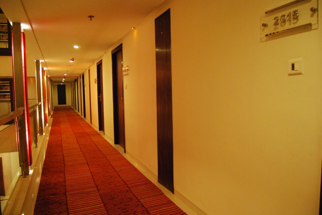 Royal Park Kakinada Ξενοδοχείο Εξωτερικό φωτογραφία
